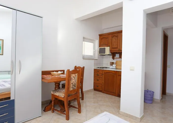 Apartment Stanici 2818b *